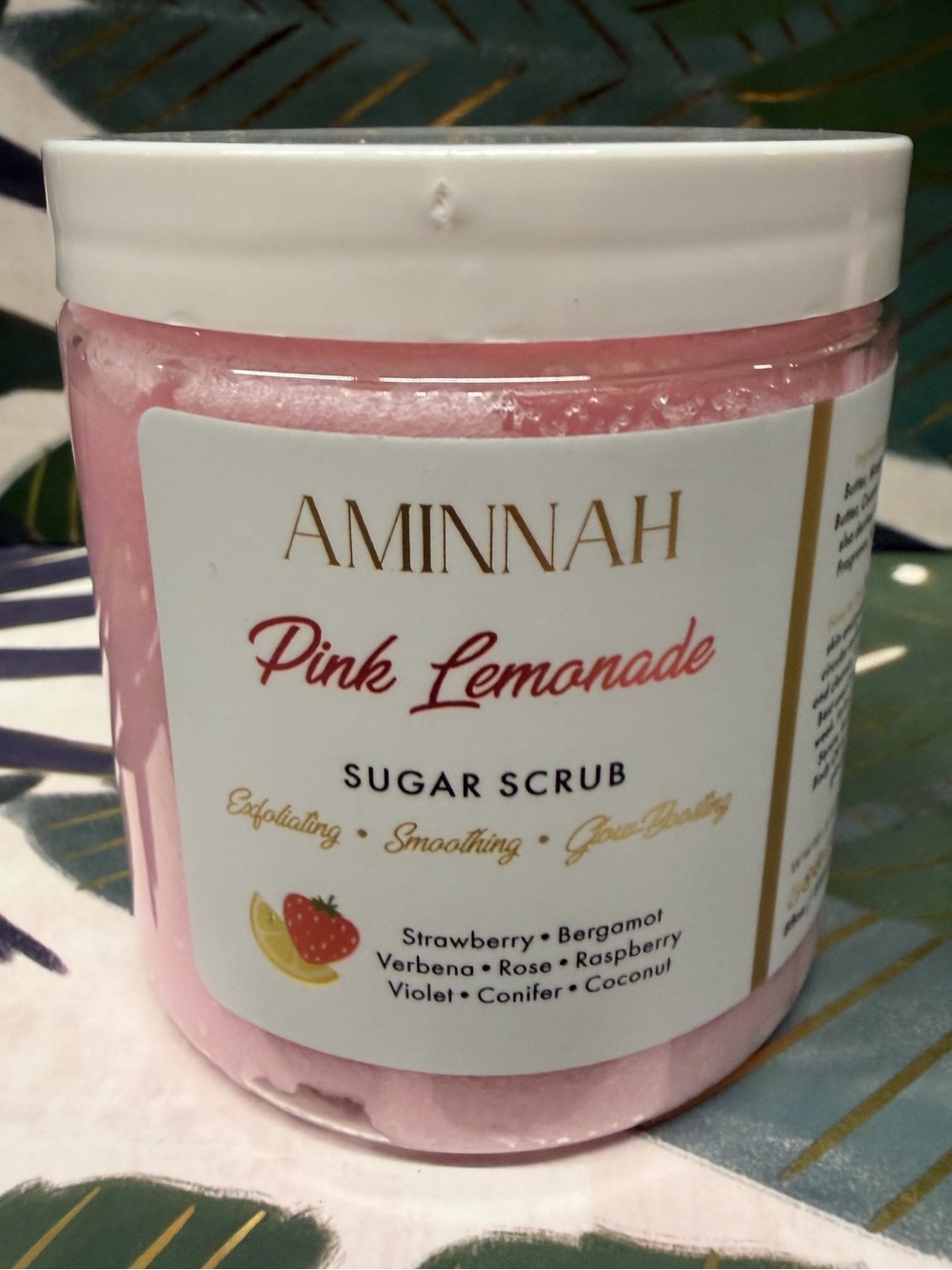 Aminnah Pink Lemonade Sugar Scrub 8 oz Strawberry Lemon Fruity NEW